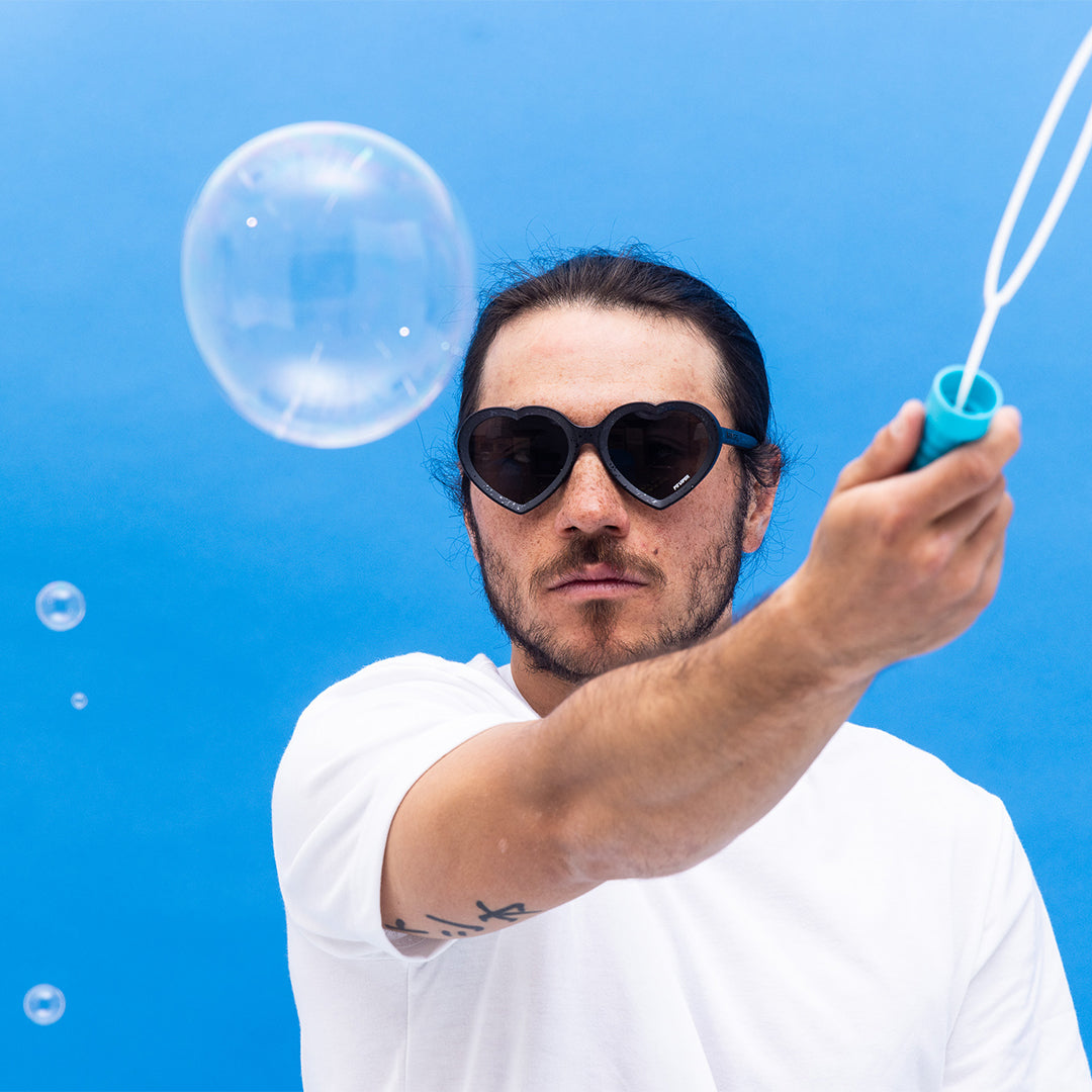 The Blacking Out Admirer - 图片 8